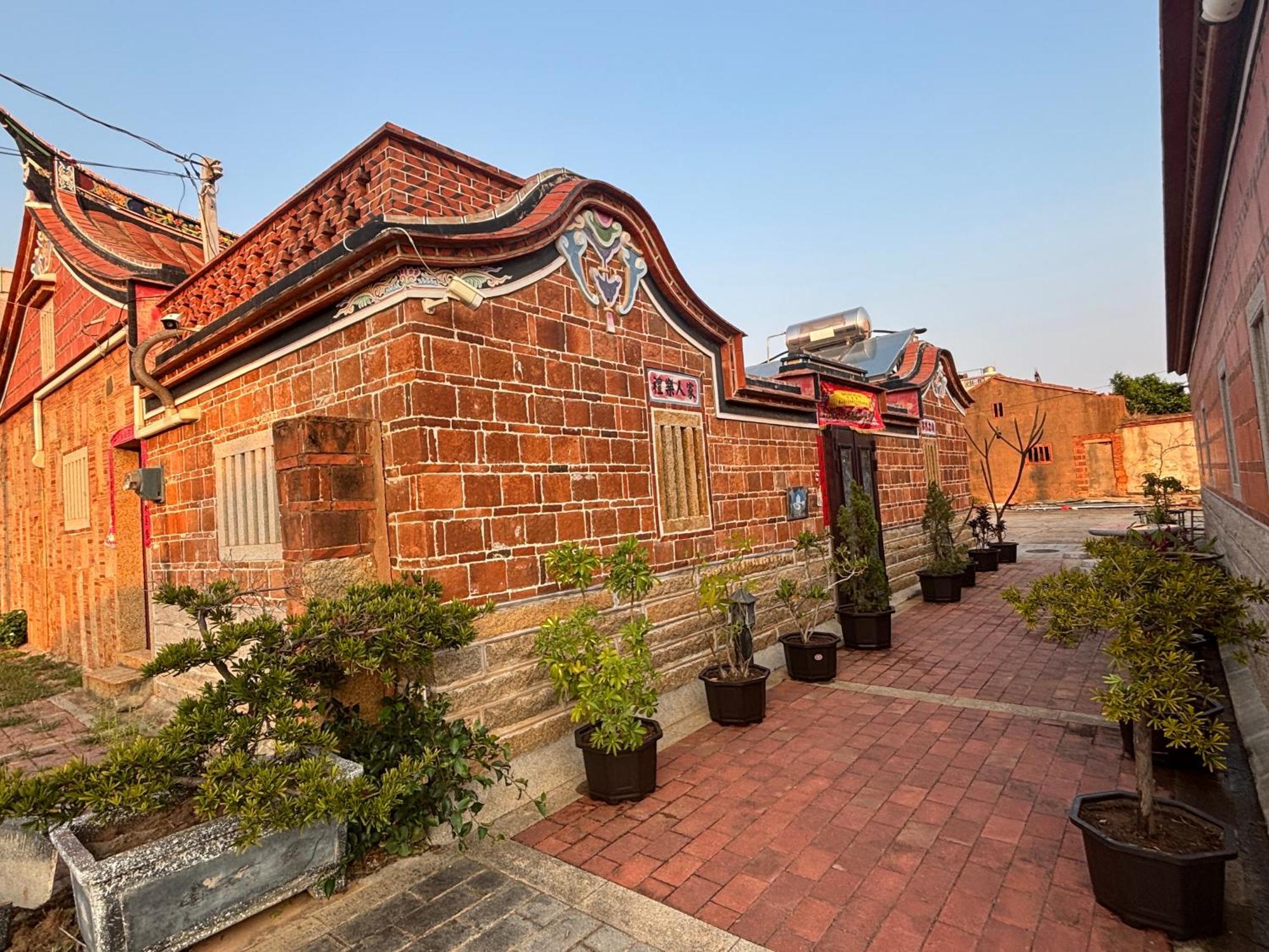 八八古藝民宿 Jinning Exterior photo